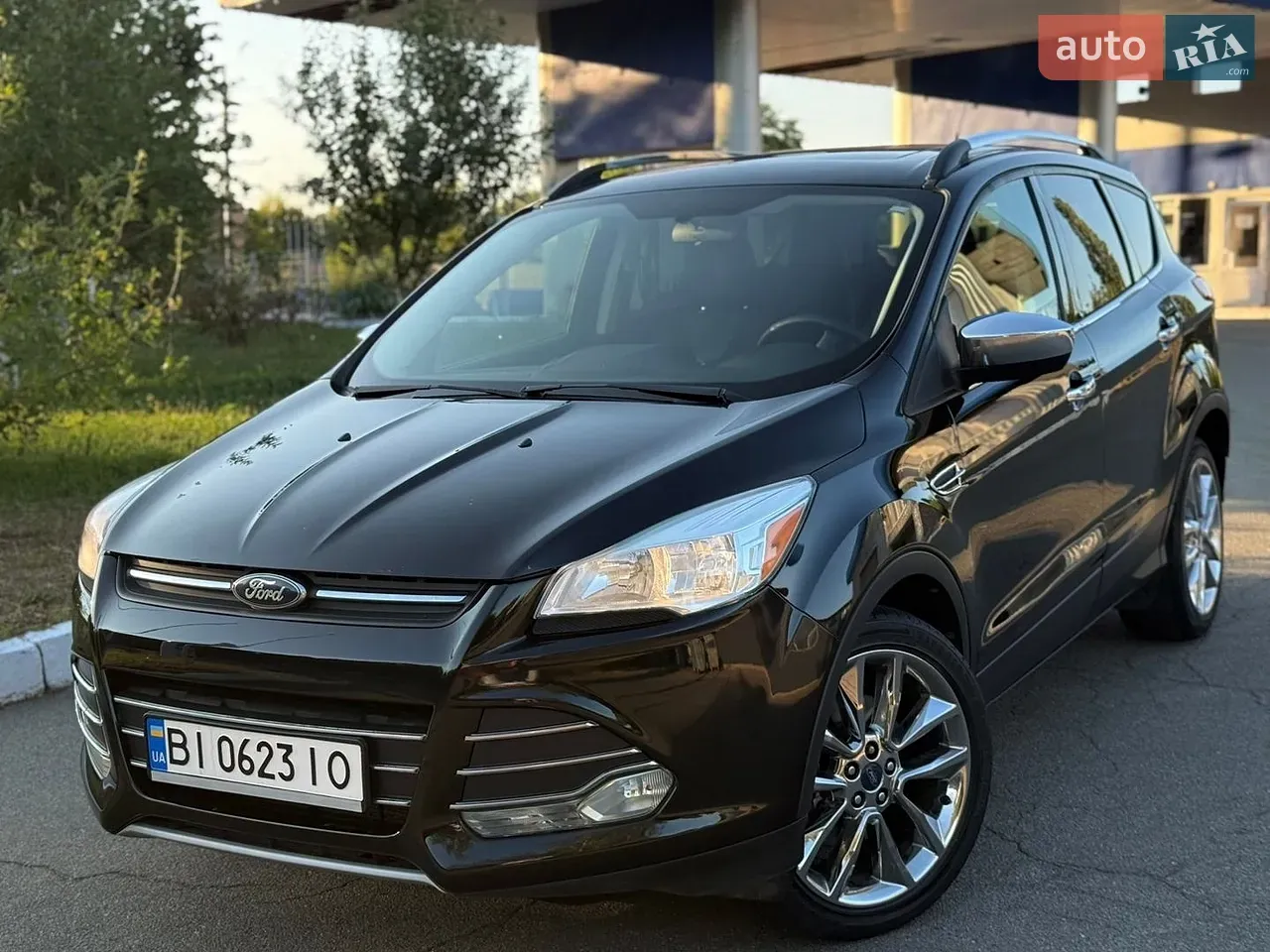 Ford Escape 2014 photo 2