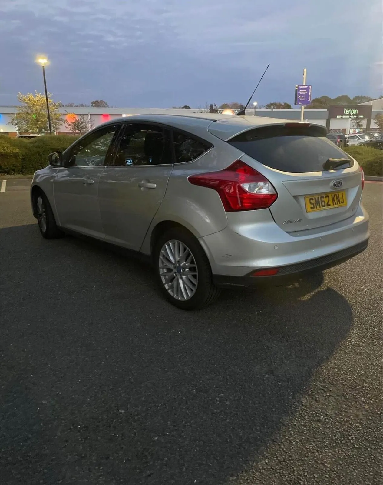 Ford Focus 2012 photo 3