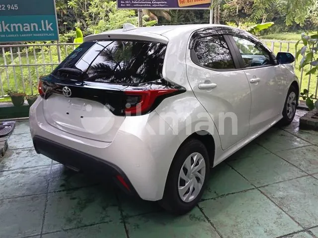 Toyota Yaris 2023 photo 3