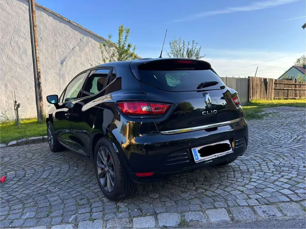 Renault Clio 2019 photo 2