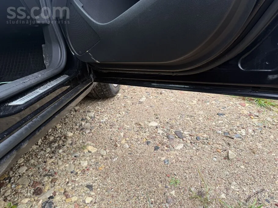 Opel Astra 2011 photo 4