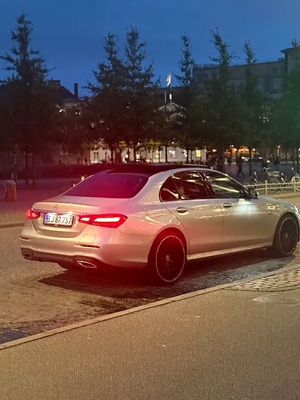 Mercedes-Benz E300 E 2021 photo 2