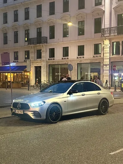 Mercedes-Benz E300 E