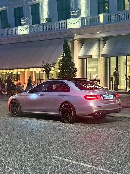 Mercedes-Benz E300 E 2021 photo 3