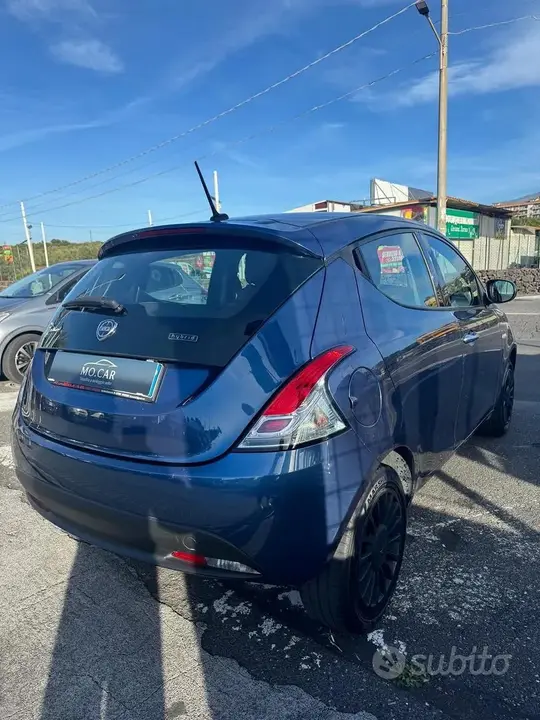 Lancia Ypsilon 2022 photo 3