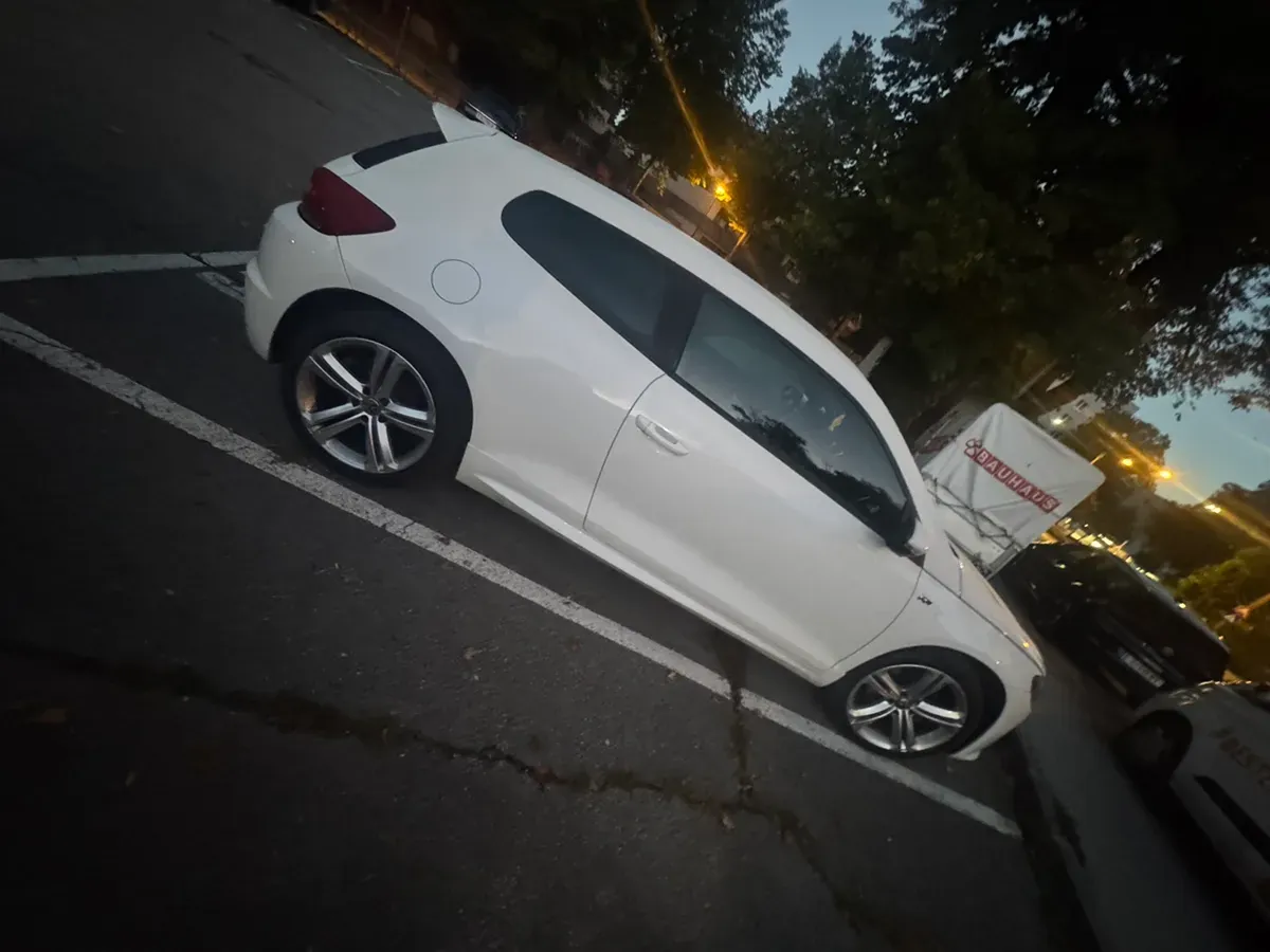 Volkswagen Scirocco 2010 photo 3