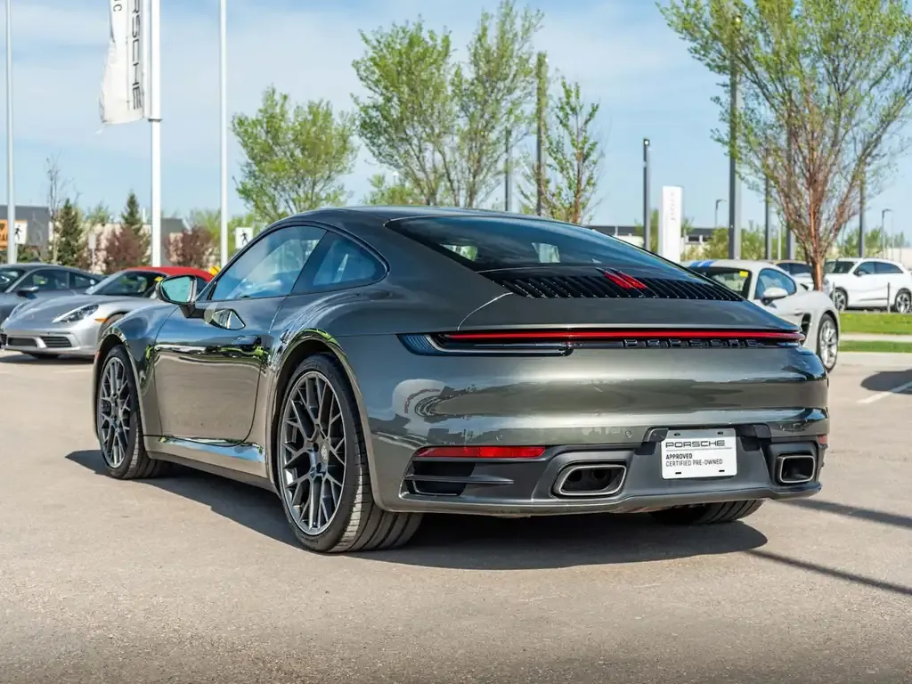 Porsche 911 2020 photo 5