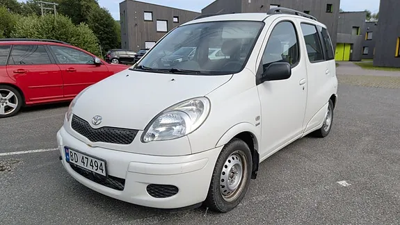 Toyota Yaris Verso