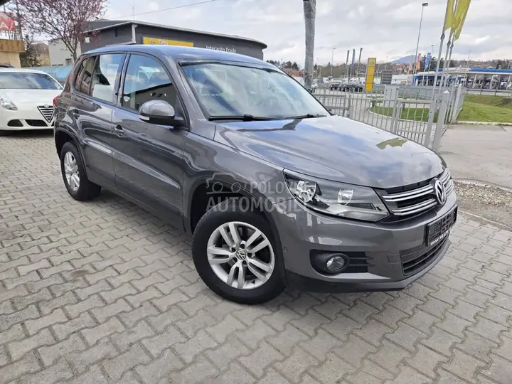 Volkswagen Tiguan 2012 photo 3
