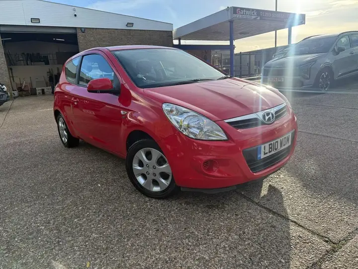 Hyundai I20