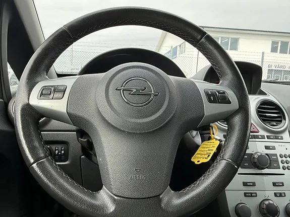 Opel Corsa 2012 photo 5