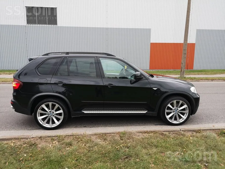 BMW X5 2007 photo 2