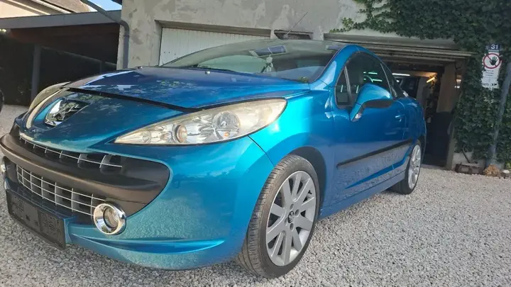 Peugeot 207 2008 photo 3
