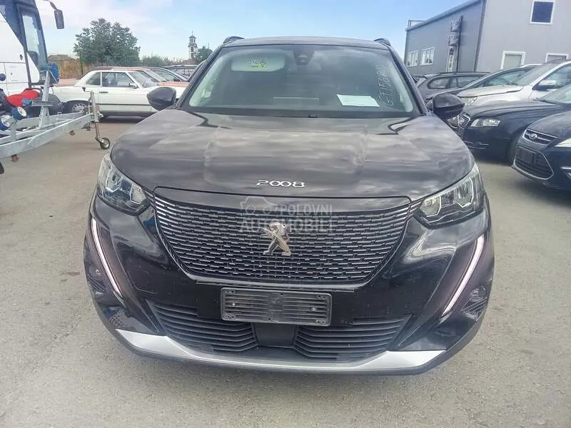 Peugeot 2008 2021 photo 2