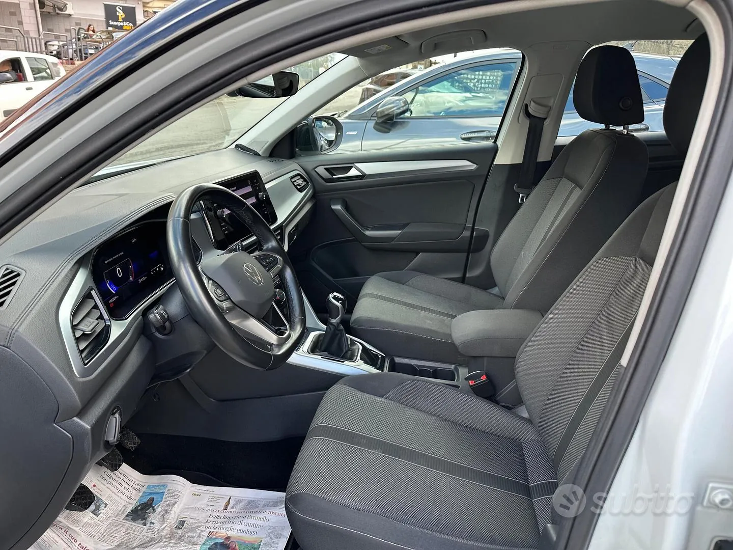 Volkswagen T-Roc 2023 photo 5