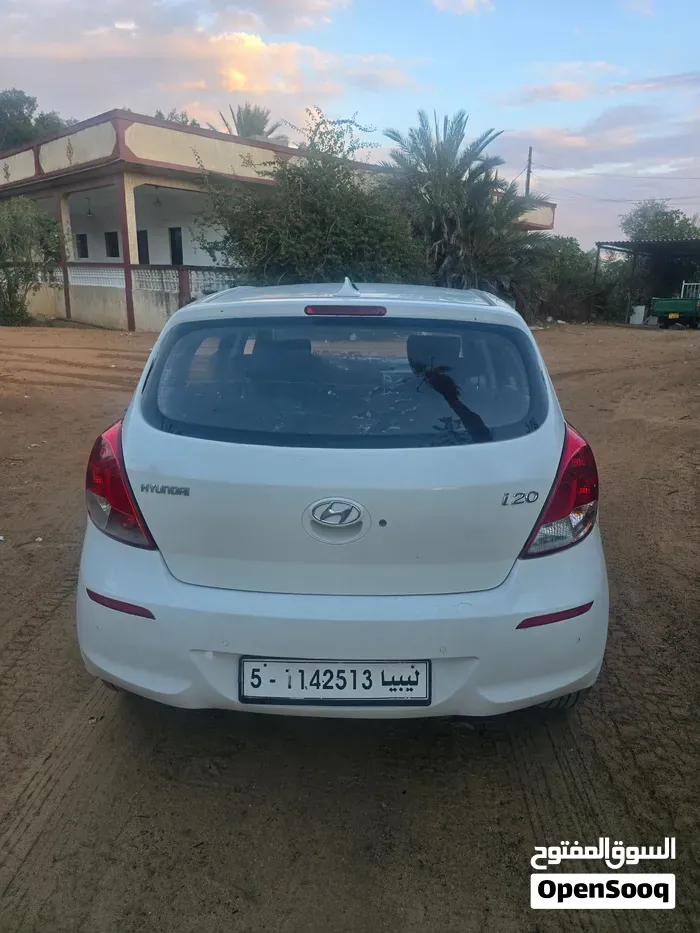 Hyundai I20 2014 photo 3