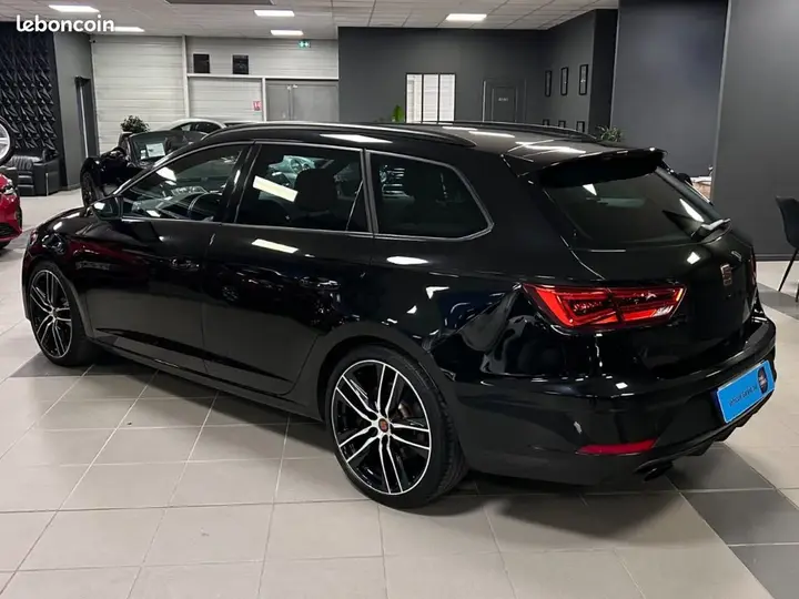 Seat Leon 2019 photo 3