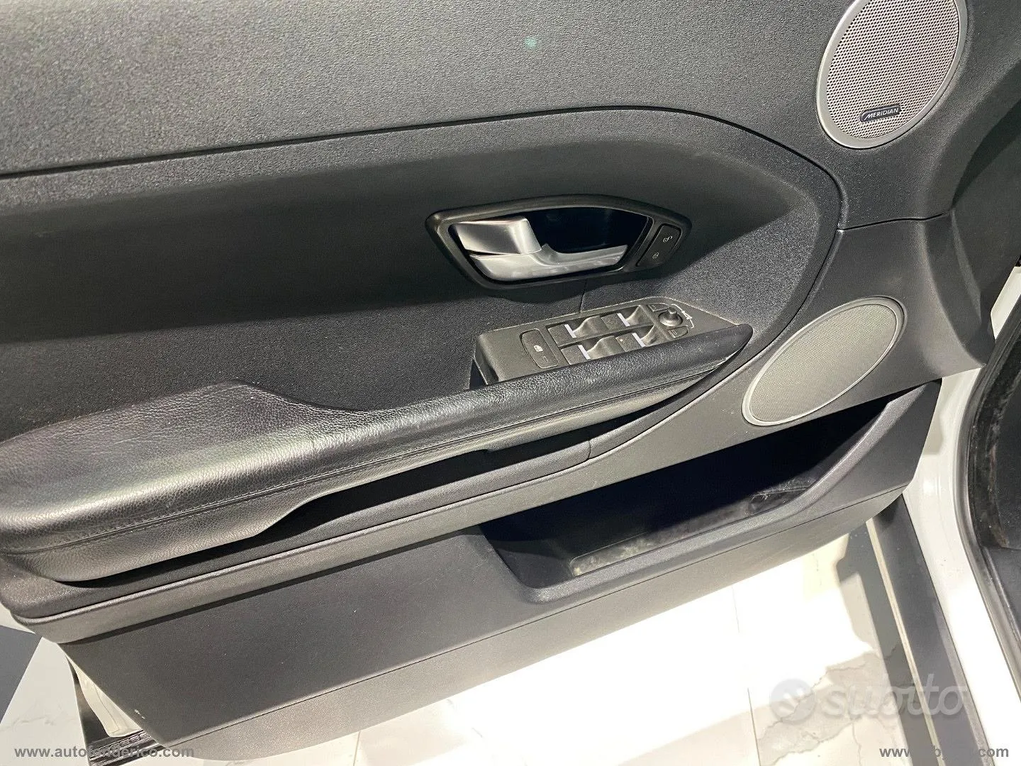 Land Rover Range Rover Evoque 2012 photo 4
