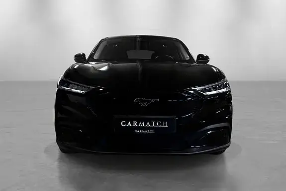 Ford Mustang Mach-E 2021 photo 3