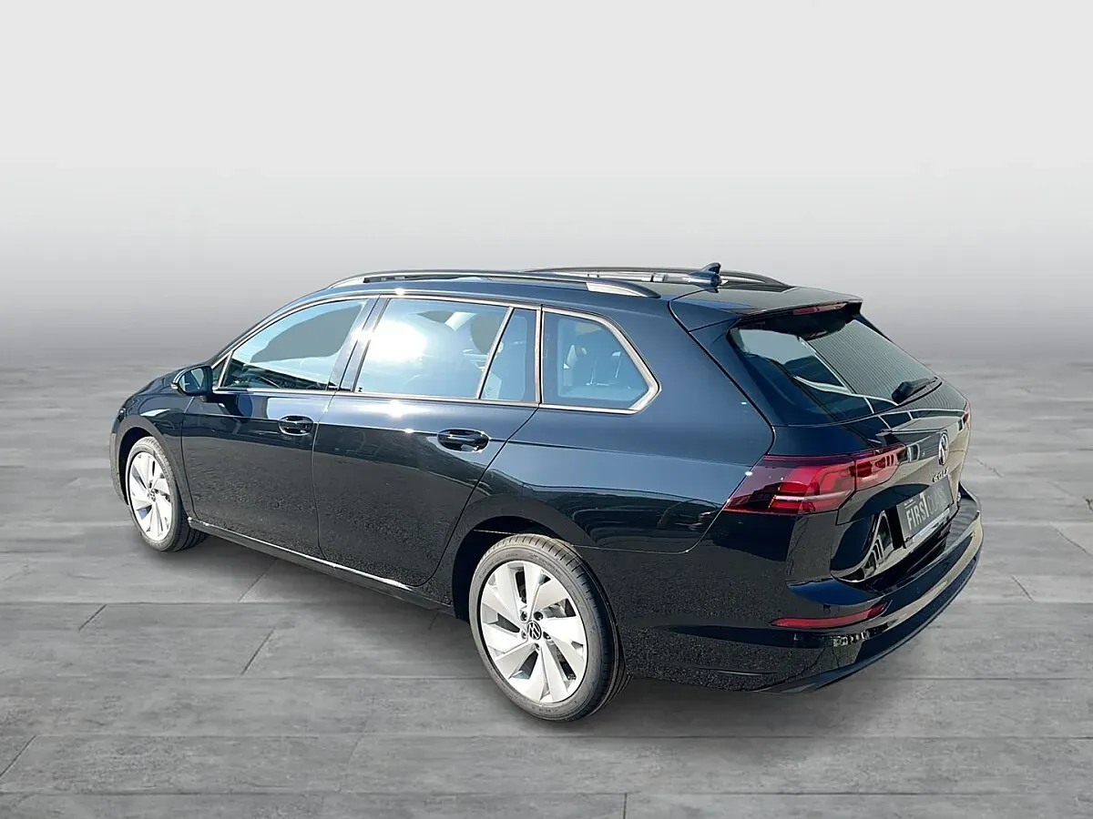 Volkswagen Golf 2026 photo 3