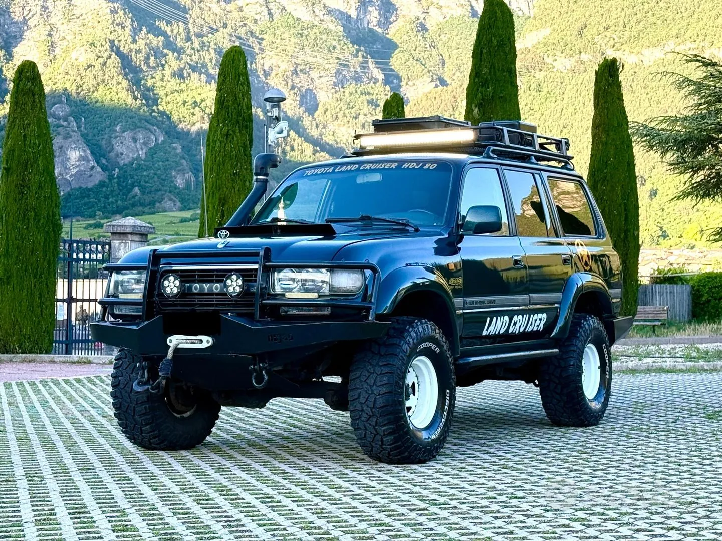 Toyota Land Cruiser 1997 photo 3