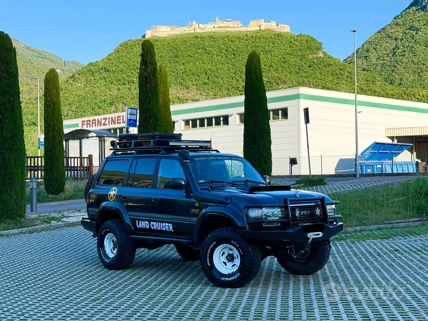 Toyota Land Cruiser