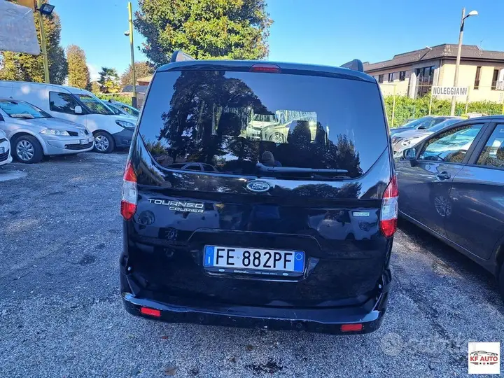Ford Tourneo Courier 2016 photo 2