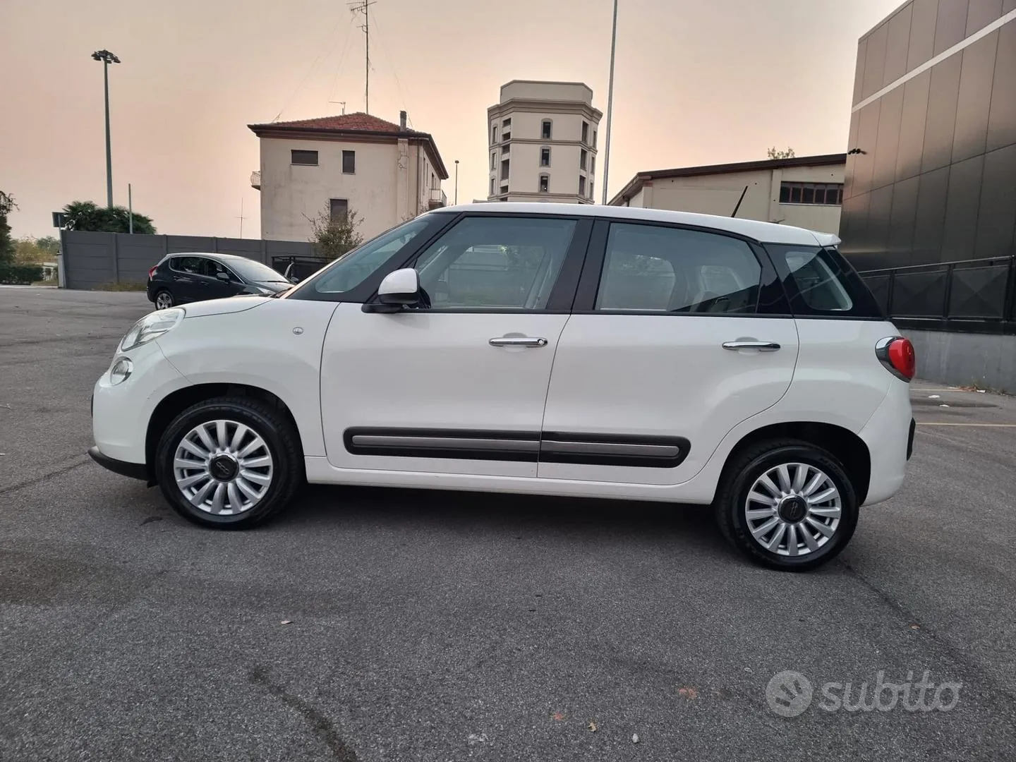 Fiat 500L 2014 photo 5