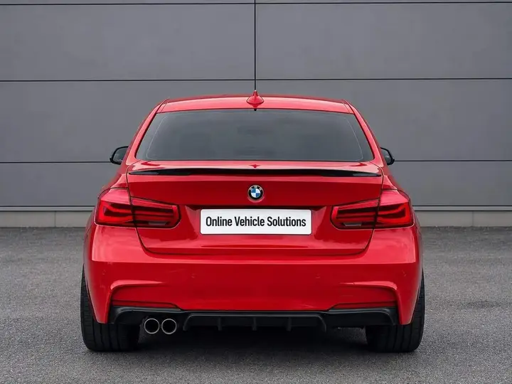 BMW 3 Series 2018 photo 4
