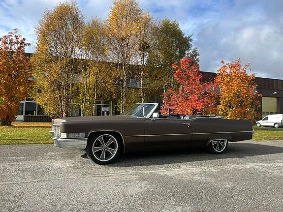 Cadillac Deville 1969 photo 2