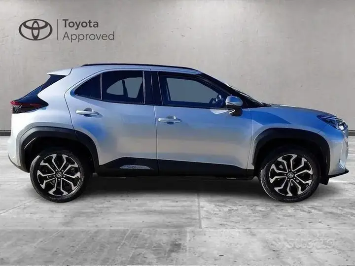 Toyota Yaris Cross 2023 photo 4