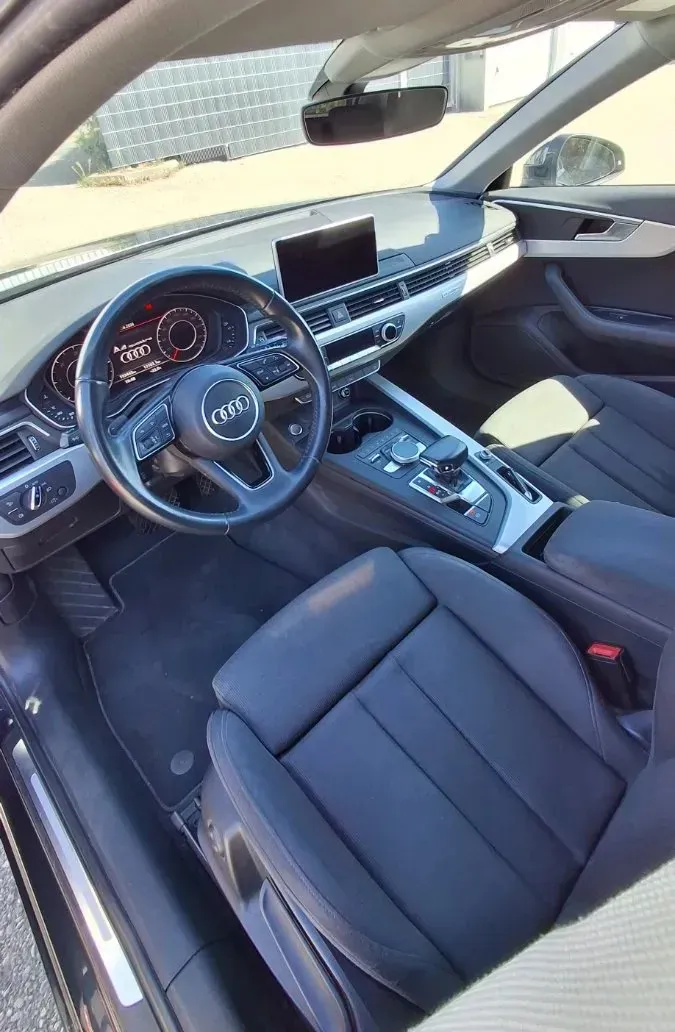 Audi A4 2017 photo 3