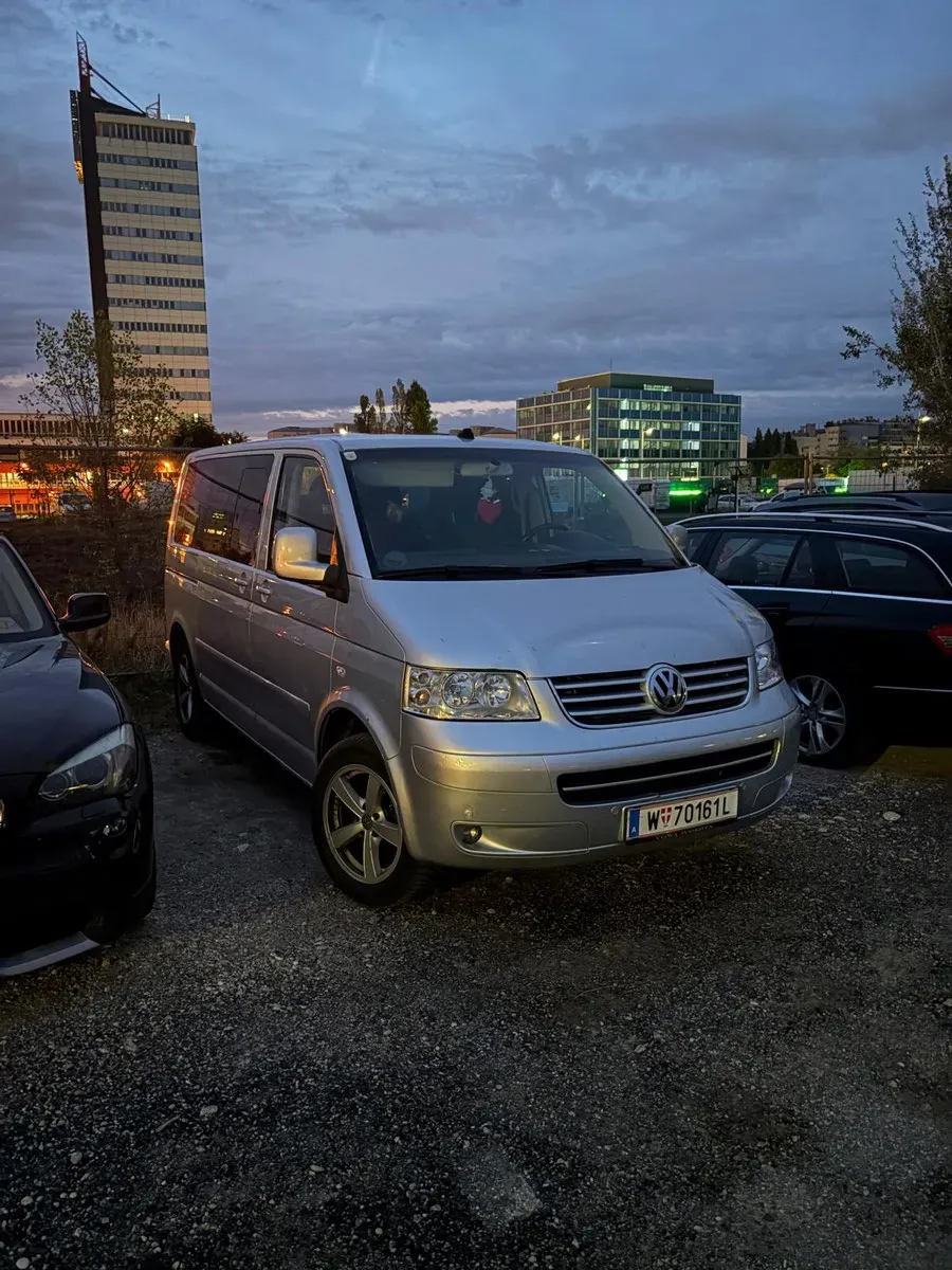 Volkswagen Multivan 2006 photo 3