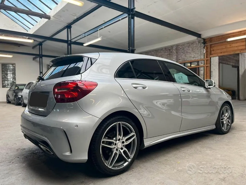 Mercedes-Benz A200 2017 photo 2