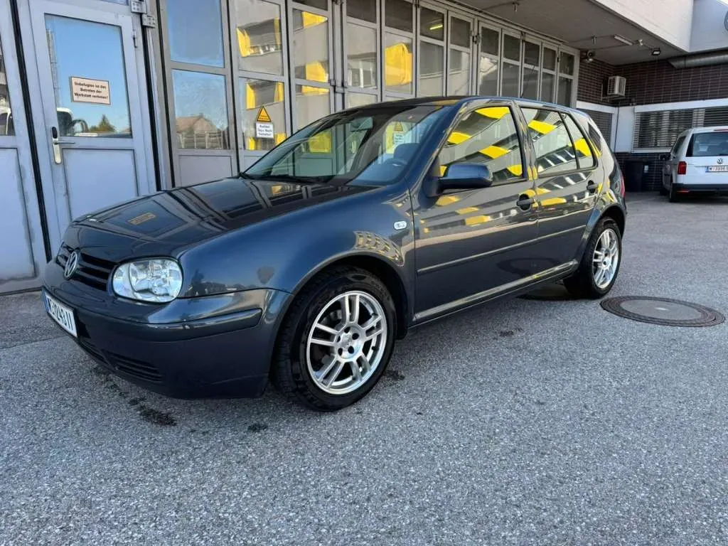 Volkswagen Golf 2004 photo 2