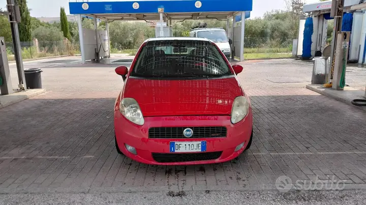 Fiat Grande Punto 2006 photo 5