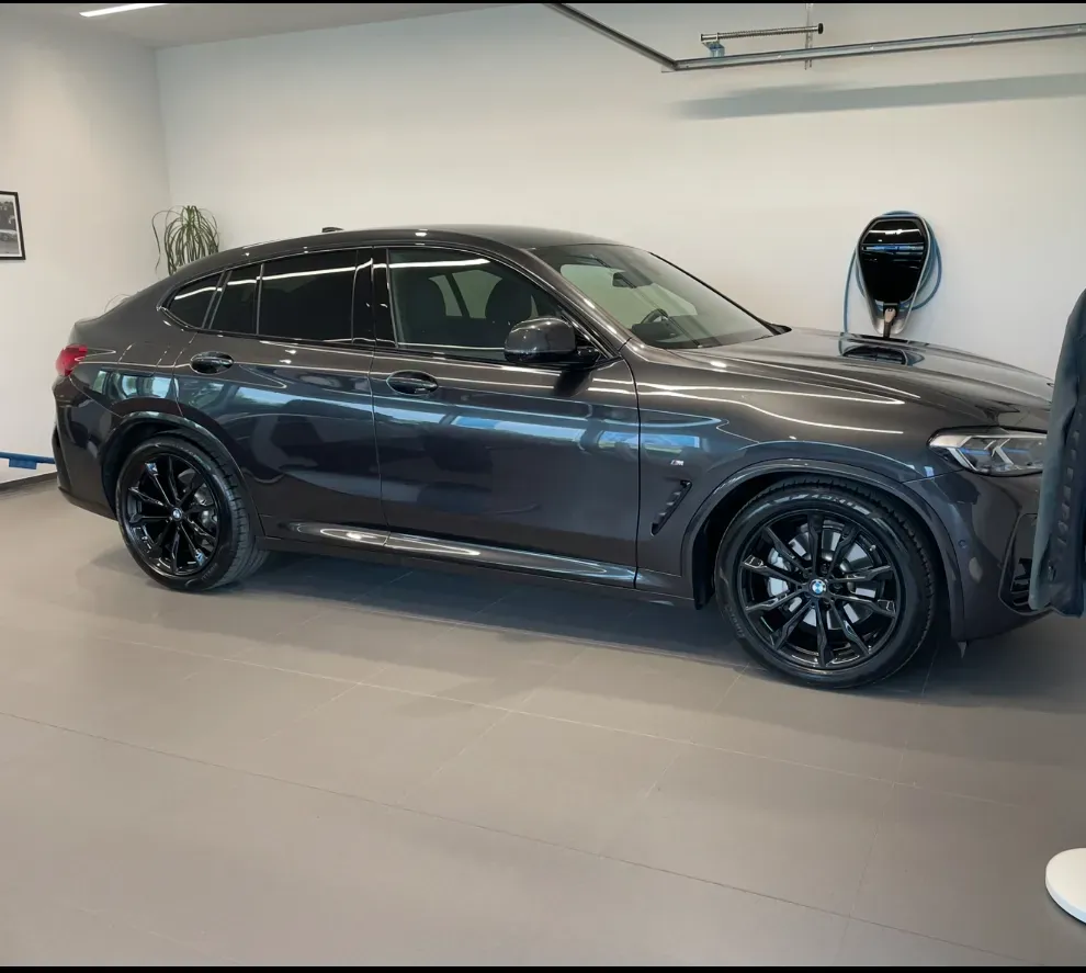 BMW X4 2024 photo 2
