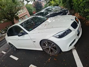BMW 325I