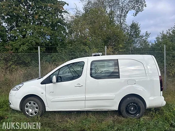 Peugeot Partner 2015 photo 2