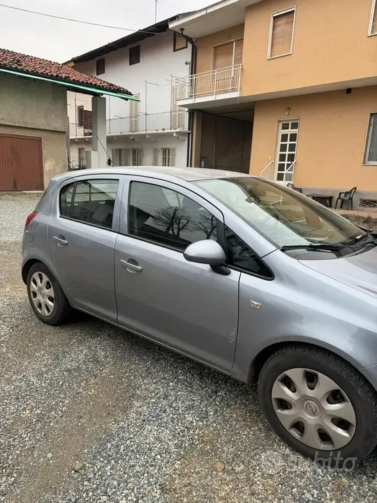Opel Corsa D 2008 photo 2