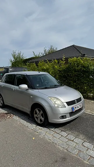 Suzuki Swift 2006 photo 4