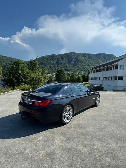 BMW 730D 2012 photo 4