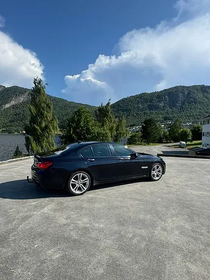 BMW 730D 2012 photo 3