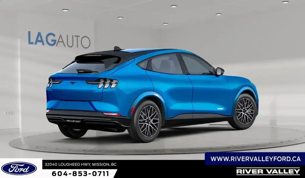 Ford Mustang Mach-E 2026 photo 3