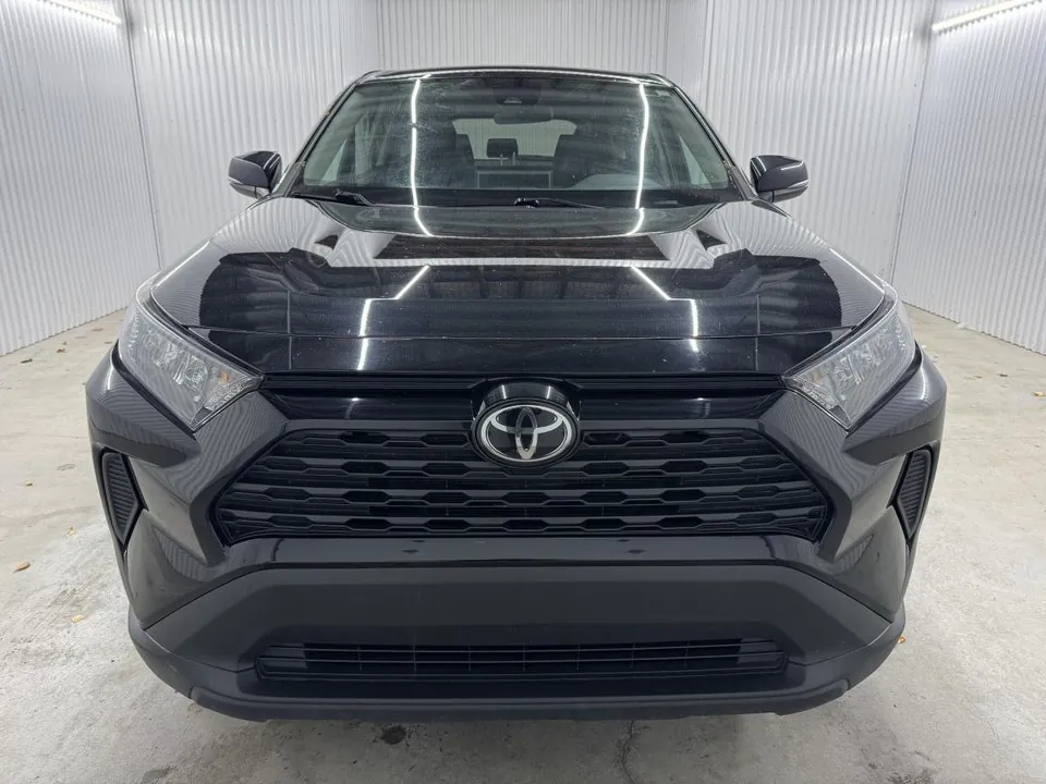 Toyota Rav4 2023 photo 3