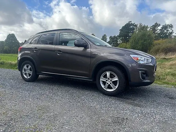 Mitsubishi Asx 2016 photo 2