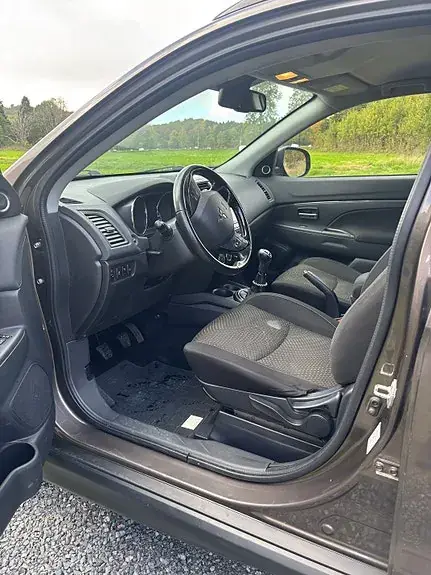 Mitsubishi Asx 2016 photo 5