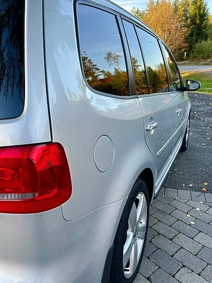 Volkswagen Touran 2012 photo 5