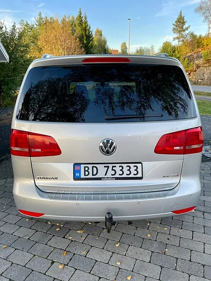 Volkswagen Touran 2012 photo 4