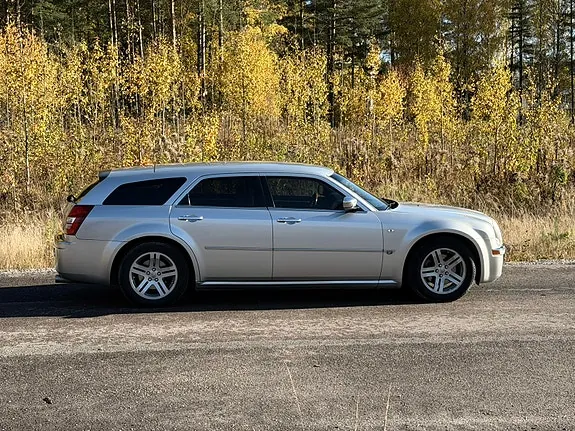 Chrysler 300C 2006 photo 2